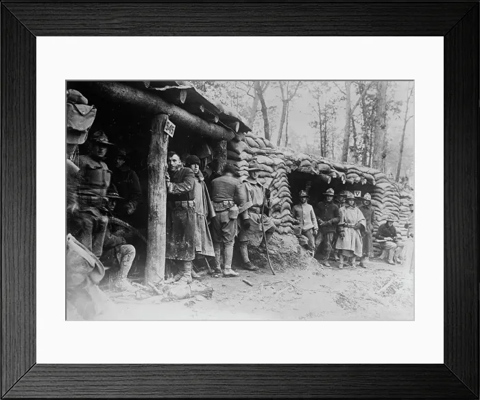 Framed Print : Y.M.C.A. at Fort Sheridan, Ills. 1917 and 1918. Creator: Bain News Service Framed Print : Y.M.C.A. at Fort Sheridan, Ills. 1917 and 1918. Creator: Bain News Service