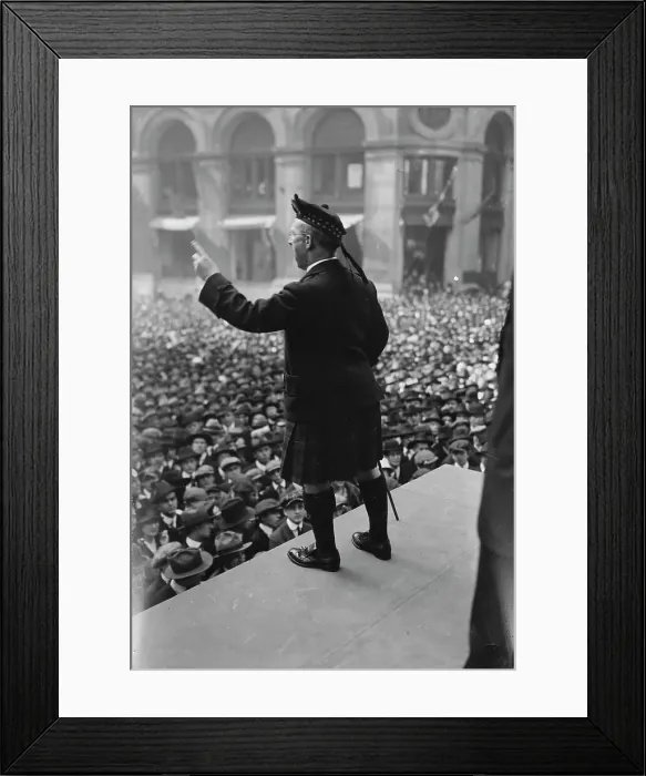Framed Print : Lauder, 19 Oct 1917. Creator: Bain News Service Framed Print : Lauder, 19 Oct 1917. Creator: Bain News Service