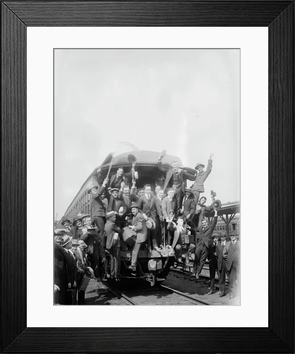 Framed Print : Going to Yaphank, between c1915 and c1920. Creator: Bain News Service Framed Print : Going to Yaphank, between c1915 and c1920. Creator: Bain News Service