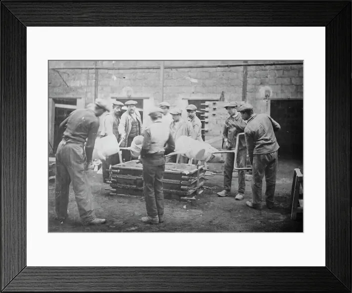 Framed Print : War Factory, France, between c1915 and 1918. Creator: Bain News Service Framed Print : War Factory, France, between c1915 and 1918. Creator: Bain News Service
