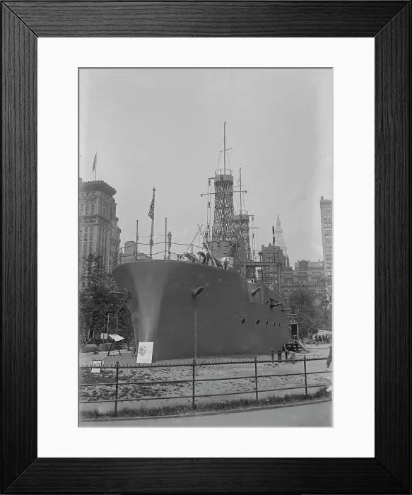 Framed Print : RECRUIT, (c1917?). Creator: Bain News Service Framed Print : RECRUIT, (c1917?). Creator: Bain News Service