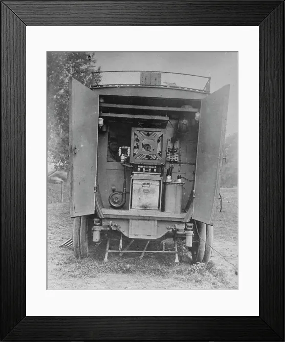 Framed Print : French field wireless, between c1915 and 1918. Creator: Bain News Service Framed Print : French field wireless, between c1915 and 1918. Creator: Bain News Service