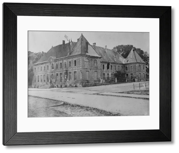 Framed Print : Verdun - Palais De Justice, between c1915 and 1918. Creator: Bain News Service Framed Print : Verdun - Palais De Justice, between c1915 and 1918. Creator: Bain News Service