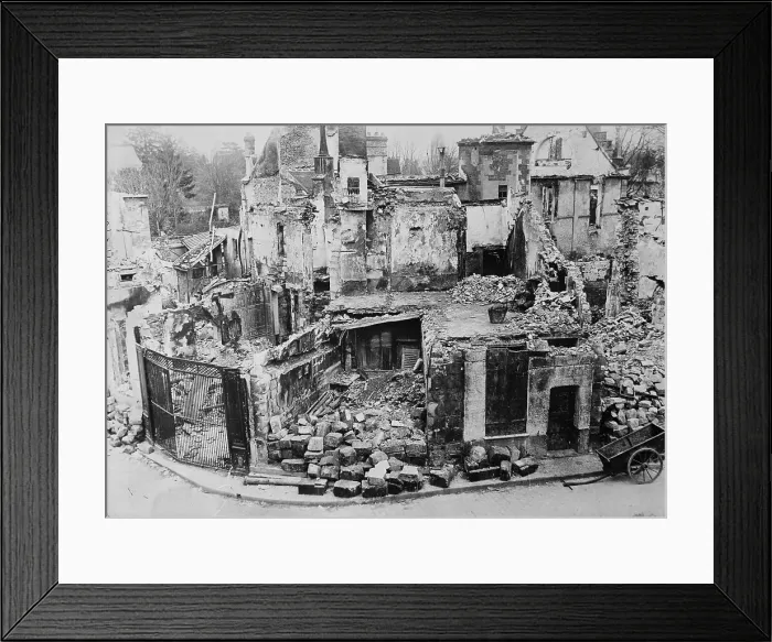 Framed Print : Ruins of Senlis, between c1915 and c1920. Creator: Bain News Service Framed Print : Ruins of Senlis, between c1915 and c1920. Creator: Bain News Service