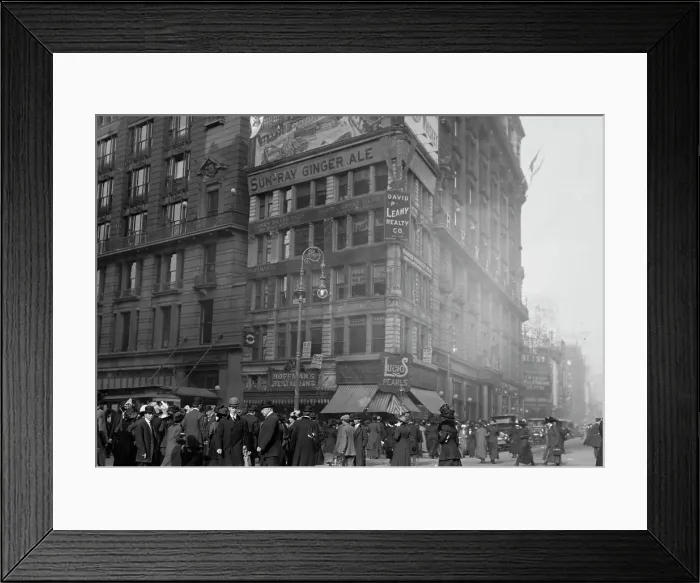 Framed Print : Million Dollar Corner, 34th and Broadway, between c1910 and c1915. Creator: Bain News Service Framed Print : Million Dollar Corner, 34th and Broadway, between c1910 and c1915. Creator: Bain News Service