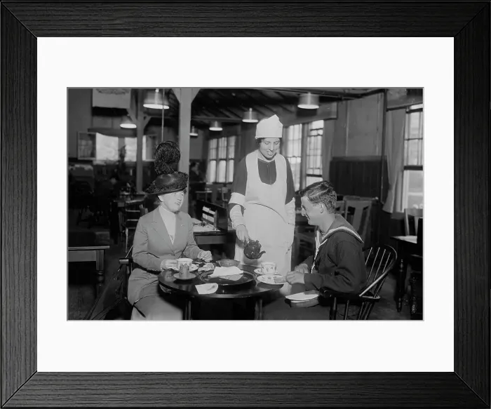 Framed Print : Mrs. J. Ward & Mrs. Jay Gould, 1918. Creator: Bain News Service. Mrs. J. Ward & Mrs. Jay Gould, 1918. Creator: Bain News Service Framed Print : Mrs. J. Ward & Mrs. Jay Gould, 1918. Creator: Bain News Service. Mrs. J. Ward & Mrs. Jay Gould, 1918. Creator: Bain News Service