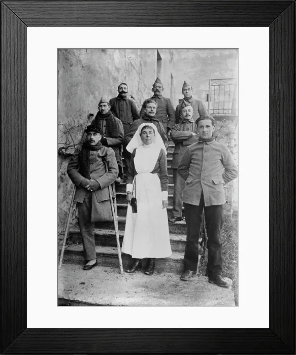 Framed Print : Lady Baird & wounded at Chambery, 19 June 1918. Creator: Bain News Service. Lady Baird & wounded at Chambery, 19 June 1918. Creator: Bain News Service Framed Print : Lady Baird & wounded at Chambery, 19 June 1918. Creator: Bain News Service. Lady Baird & wounded at Chambery, 19 June 1918. Creator: Bain News Service
