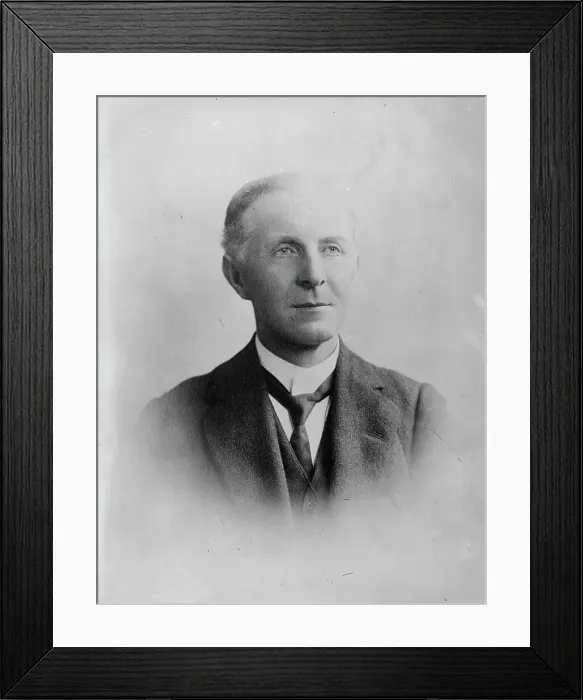 Framed Print : Sir Maclay, between c1915 and c1920. Creator: Bain News Service Framed Print : Sir Maclay, between c1915 and c1920. Creator: Bain News Service