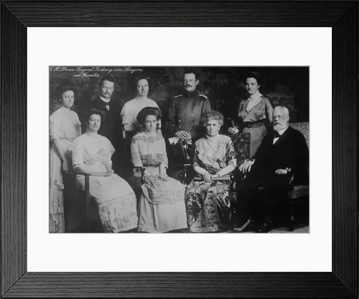 Framed Print : King Ludwig of Bavaria & Family, between c1915 and c1920. Creator: Bain News Service. King Ludwig of Bavaria & Family, between c1915 and c1920. Creator: Bain News Service Framed Print : King Ludwig of Bavaria & Family, between c1915 and c1920. Creator: Bain News Service. King Ludwig of Bavaria & Family, between c1915 and c1920. Creator: Bain News Service