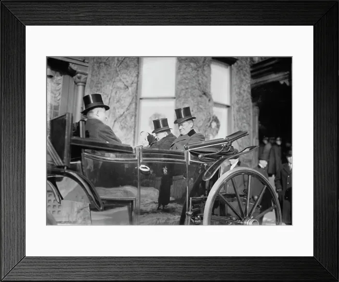 Framed Print : Glynn & Whitman, 1 / 1 / 15, 1915. Creator: Bain News Service. Glynn & Whitman, 1 / 1 / 15, 1915. Creator: Bain News Service Framed Print : Glynn & Whitman, 1 / 1 / 15, 1915. Creator: Bain News Service. Glynn & Whitman, 1 / 1 / 15, 1915. Creator: Bain News Service