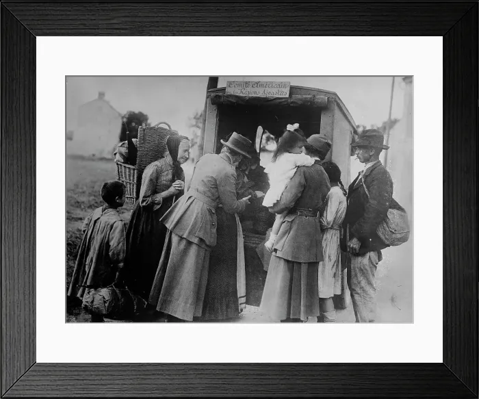 Framed Print : Caring for Refugees, between 1919 and 1924. Creator: Bain News Service Framed Print : Caring for Refugees, between 1919 and 1924. Creator: Bain News Service