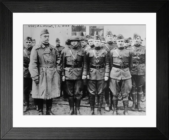 Framed Print : Gens. W.L. Wright, F.L. Winn & Todd, 11 Nov 1918. Creator: Bain News Service Framed Print : Gens. W.L. Wright, F.L. Winn & Todd, 11 Nov 1918. Creator: Bain News Service