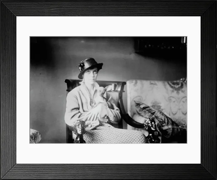 Framed Print : Mrs. J.M. Gray, between c1910 and c1915. Creator: Bain News Service Framed Print : Mrs. J.M. Gray, between c1910 and c1915. Creator: Bain News Service