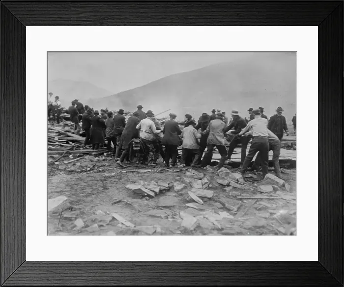 Framed Print : Rescuers at Austin pulling down ruins, between c1910 and c1915. Creator: Bain News Service Framed Print : Rescuers at Austin pulling down ruins, between c1910 and c1915. Creator: Bain News Service