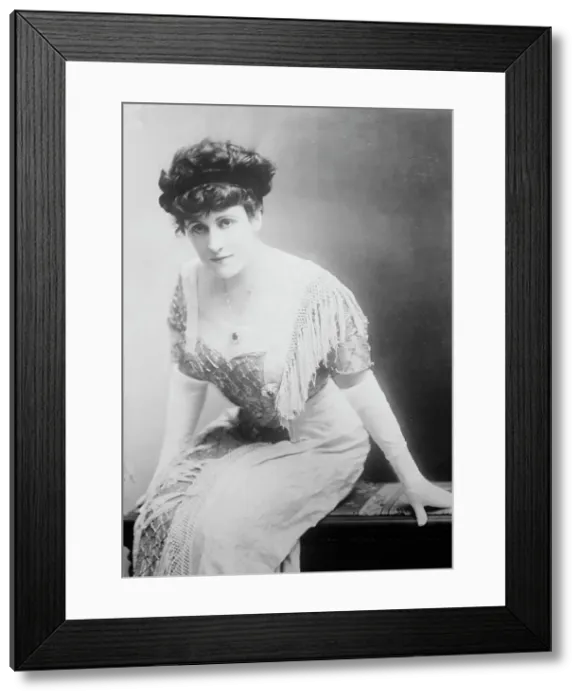Framed Print : Helen Royton, between c1910 and c1915. Creator: Bain News Service