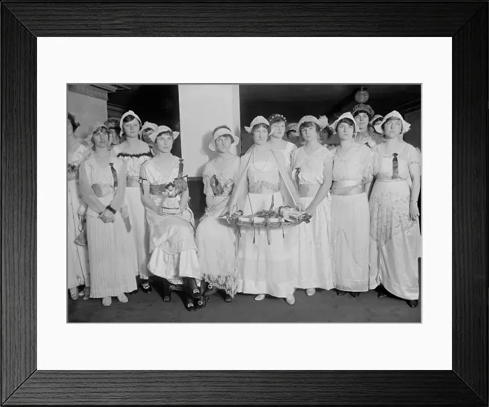 Framed Print : Toy sellers at Biltmore, between c1910 and c1915. Creator: Bain News Service Framed Print : Toy sellers at Biltmore, between c1910 and c1915. Creator: Bain News Service