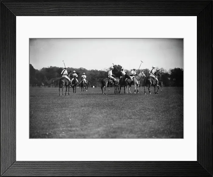 Framed Print : Polo, between c1910 and c1915. Creator: Bain News Service Framed Print : Polo, between c1910 and c1915. Creator: Bain News Service