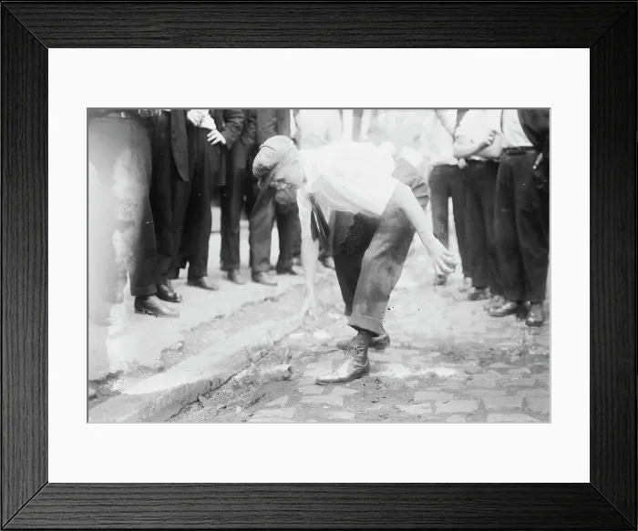 Framed Print : Bayonne picking up stones, between c1910 and c1915. Creator: Bain News Service Framed Print : Bayonne picking up stones, between c1910 and c1915. Creator: Bain News Service