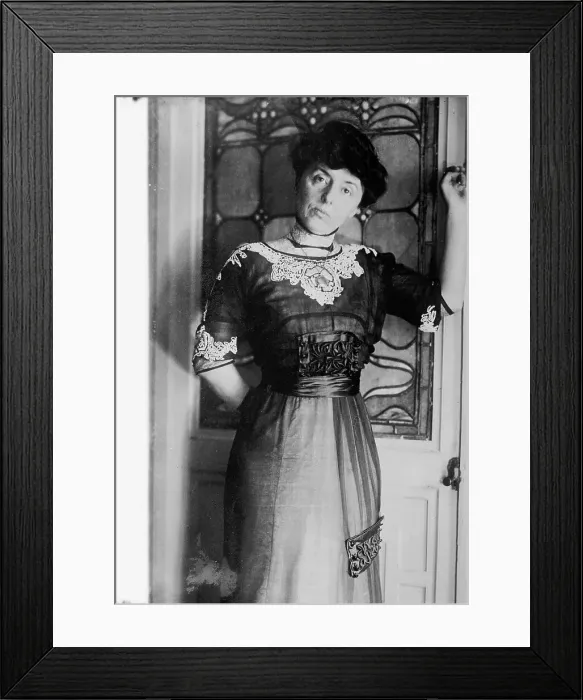 Framed Print : Mrs. O. Underwood, between c1910 and c1915. Creator: Bain News Service Framed Print : Mrs. O. Underwood, between c1910 and c1915. Creator: Bain News Service