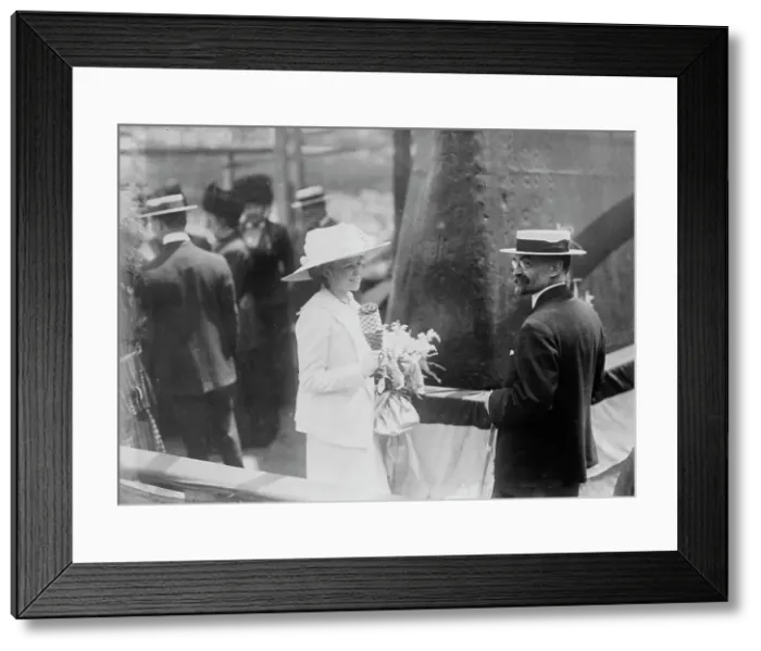 Framed Print : Dorothy Knight at Wyoming launch, 1911. Creator: Bain News Service Framed Print : Dorothy Knight at Wyoming launch, 1911. Creator: Bain News Service