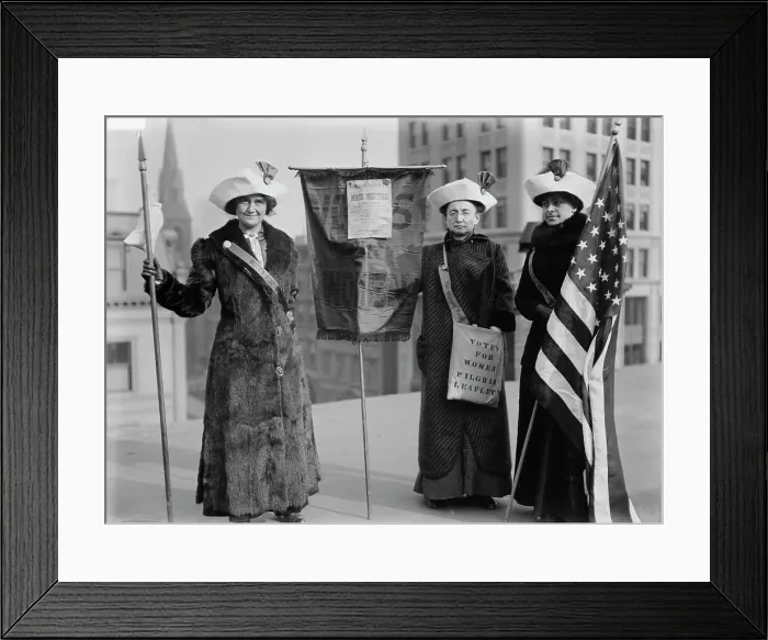 Framed Print : Mrs. J. Hardy Stubbs, Miss Ida Craft, Miss Rosalie Jones, between c1910 and c1915. Creator: Bain News Service Framed Print : Mrs. J. Hardy Stubbs, Miss Ida Craft, Miss Rosalie Jones, between c1910 and c1915. Creator: Bain News Service