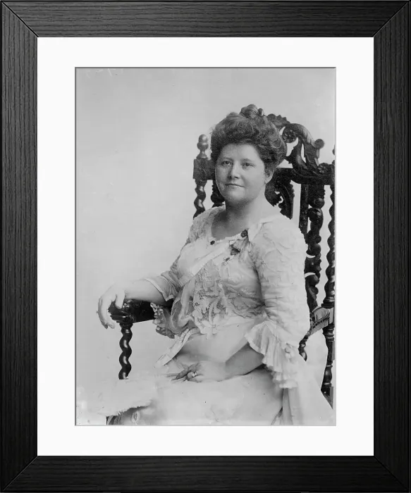 Framed Print : Mrs. C.W. Fairbanks, 1913. Creator: Bain News Service Framed Print : Mrs. C.W. Fairbanks, 1913. Creator: Bain News Service