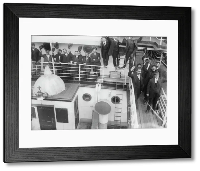 Framed Print : Greek Reservists on King Constantine, between c1910 and c1915. Creator: Bain News Service Framed Print : Greek Reservists on King Constantine, between c1910 and c1915. Creator: Bain News Service