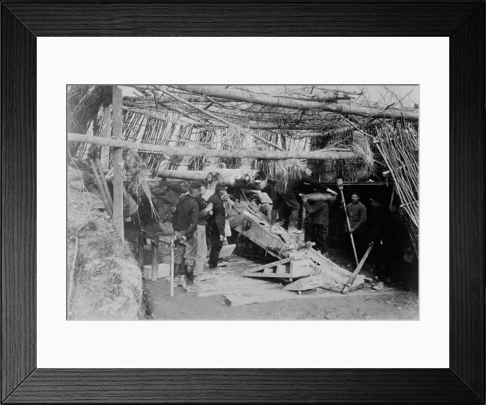 Framed Print : 155 cm [i.e. mm] gun in France, between c1910 and c1915. Creator: Bain News Service