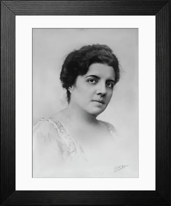 Framed Print : Mrs. M.G. Menocal, between c1915 and c1920. Creator: Bain News Service Framed Print : Mrs. M.G. Menocal, between c1915 and c1920. Creator: Bain News Service