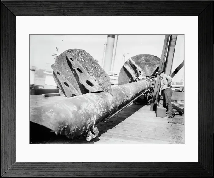 Framed Print : Mast of Maine, between c1910 and c1915. Creator: Bain News Service Framed Print : Mast of Maine, between c1910 and c1915. Creator: Bain News Service