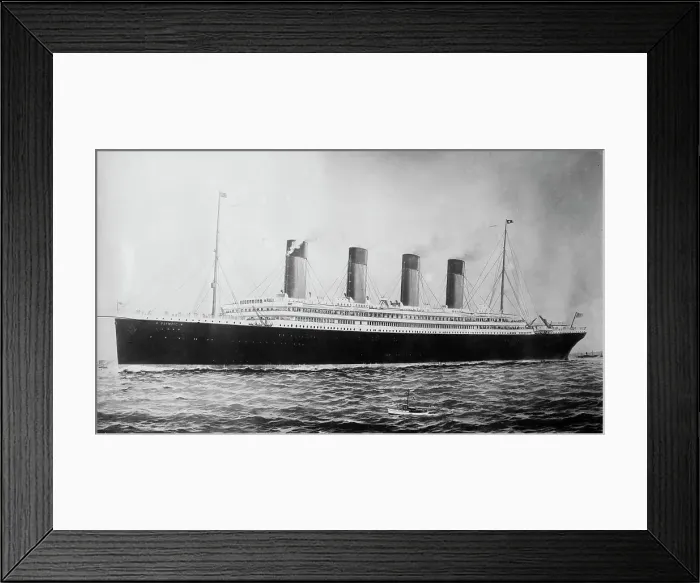 Framed Print : RMS Olympic, between c1910 and c1915. Creator: Bain News Service Framed Print : RMS Olympic, between c1910 and c1915. Creator: Bain News Service