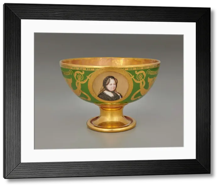 Framed Print : Bowl (Jatte À Fruits Hémisphérique) With Portraits Of Catherine The Great Of Russia (1729... 1812. Creator: Unknown) Framed Print : Bowl (Jatte À Fruits Hémisphérique) With Portraits Of Catherine The Great Of Russia (1729... 1812. Creator: Unknown)