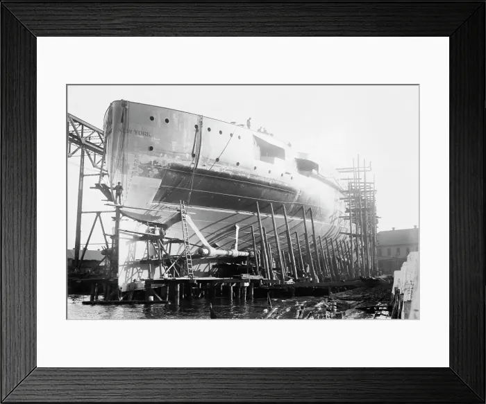 Framed Print : NEW YORK, between c1910 and c1915. Creator: Bain News Service Framed Print : NEW YORK, between c1910 and c1915. Creator: Bain News Service