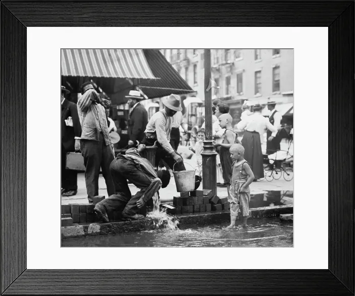 Framed Print : Summer scene, N.Y. - drinking water from street pump, between c1910 and c1915. Creator: Bain News Service Framed Print : Summer scene, N.Y. - drinking water from street pump, between c1910 and c1915. Creator: Bain News Service