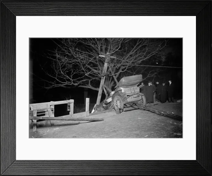 Framed Print : N.Y.C. auto wrecked in Central Park, between c1910 and c1915. Creator: Bain News Service Framed Print : N.Y.C. auto wrecked in Central Park, between c1910 and c1915. Creator: Bain News Service