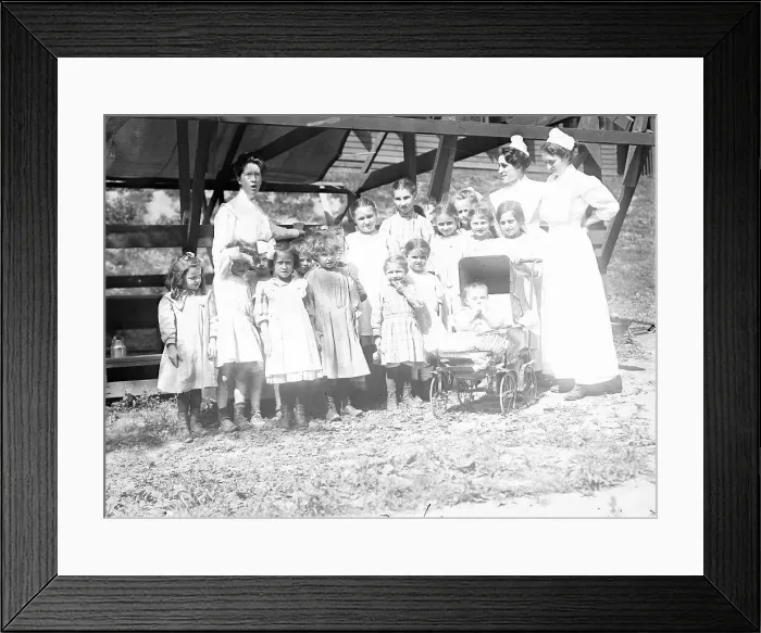 Framed Print : Patients & nurses Sea Breeze Jr. between c1910 and c1915. Creator: Bain News Service Framed Print : Patients & nurses Sea Breeze Jr. between c1910 and c1915. Creator: Bain News Service