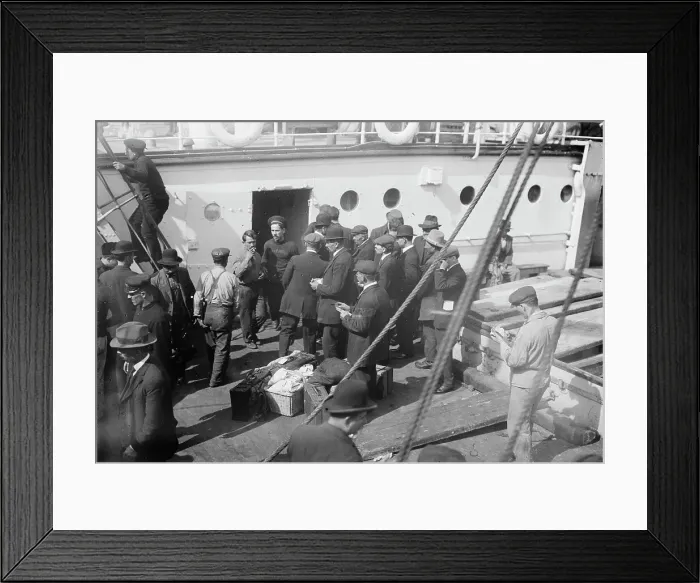 Framed Print : USS Martha Washington returning for Balkan War, between c1910 and c1915. Creator: Bain News Service Framed Print : USS Martha Washington returning for Balkan War, between c1910 and c1915. Creator: Bain News Service