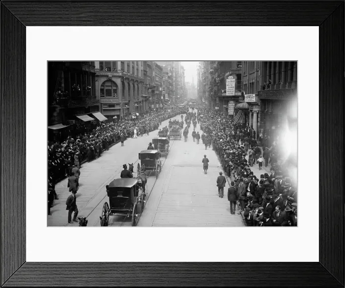 Framed Print : Grant funeral, 1912. Creator: Bain News Service Framed Print : Grant funeral, 1912. Creator: Bain News Service