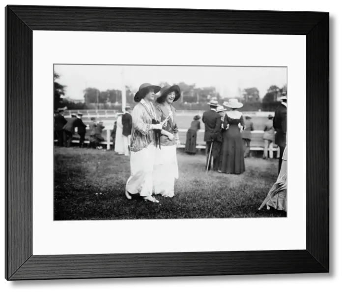 Framed Print : Miss Josephine Wise and Vera Fruy, between c1910 and c1915. Creator: Bain News Service Framed Print : Miss Josephine Wise and Vera Fruy, between c1910 and c1915. Creator: Bain News Service