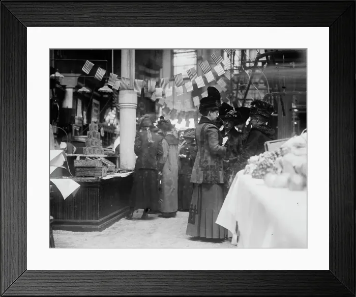 Framed Print : Housewives league at Washington Market, between c1910 and c1915. Creator: Bain News Service Framed Print : Housewives league at Washington Market, between c1910 and c1915. Creator: Bain News Service