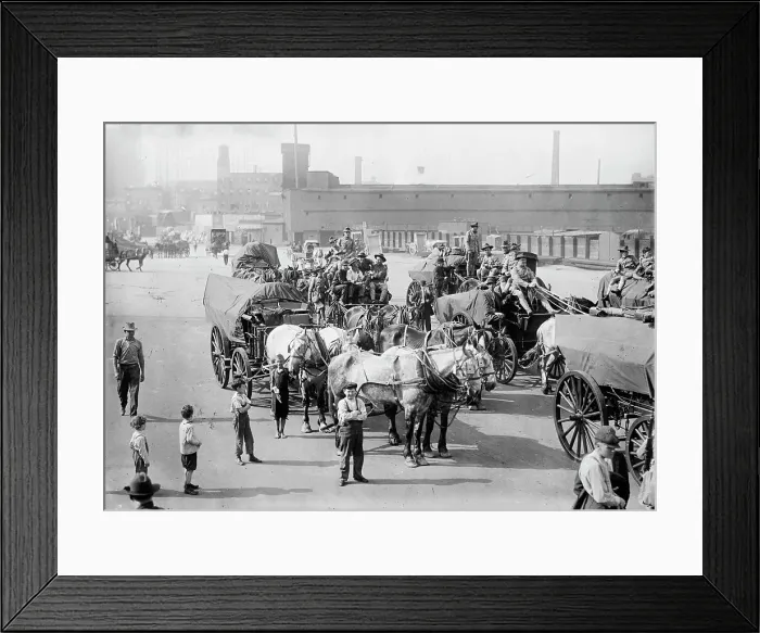 Framed Print : N.Y. troops (war game), between c1910 and c1915. Creator: Bain News Service Framed Print : N.Y. troops (war game), between c1910 and c1915. Creator: Bain News Service
