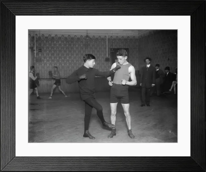Framed Print : French boxer Charles Little Apache Ledoux and Frank Fleming, between c1910 and c1915. Creator: Bain News Service Framed Print : French boxer Charles Little Apache Ledoux and Frank Fleming, between c1910 and c1915. Creator: Bain News Service