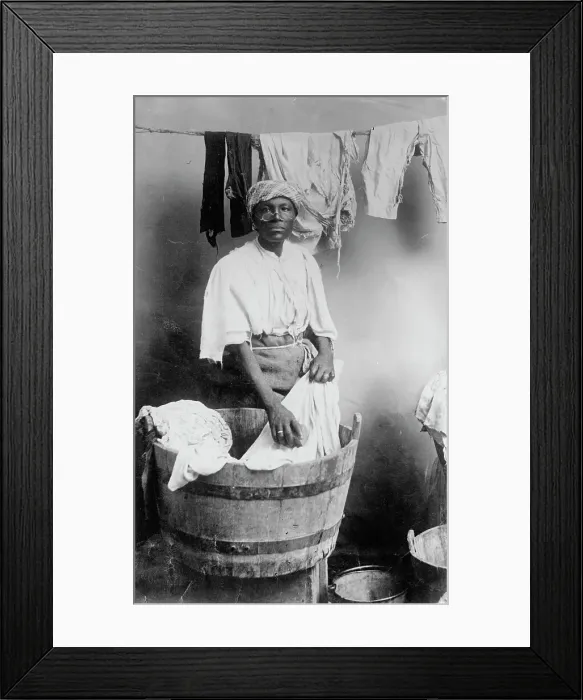 Framed Print : West Indian woman, between c1910 and c1915. Creator: Bain News Service Framed Print : West Indian woman, between c1910 and c1915. Creator: Bain News Service