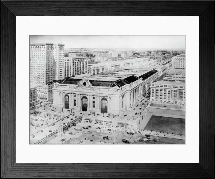 Framed Print : Grand Central Station, between c1910 and c1915. Creator: Bain News Service Framed Print : Grand Central Station, between c1910 and c1915. Creator: Bain News Service