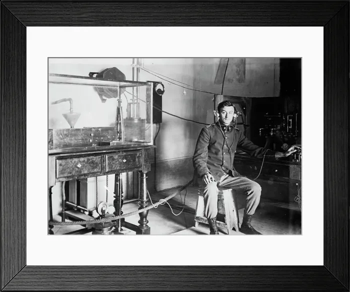 Framed Print : Bermocchi & his wireless iconograph, between c1910 and c1915. Creator: Bain News Service
