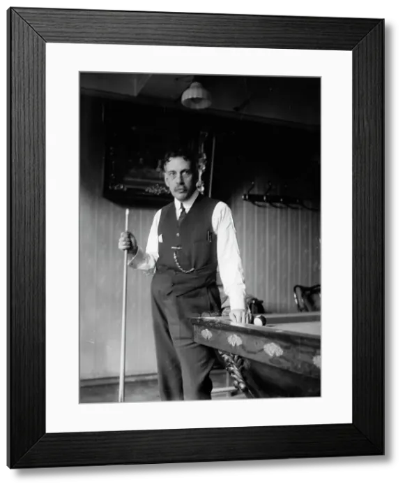 Framed Print : Alfredo De Oro, Cuban billiards player, between c1910 and c1915. Creator: Bain News Service Framed Print : Alfredo De Oro, Cuban billiards player, between c1910 and c1915. Creator: Bain News Service