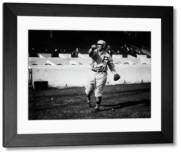 Framed Print : Hans Lobert, Philadelphia NL, at Polo Grounds, NY (baseball), 1912. Creator: Bain News Service Framed Print : Hans Lobert, Philadelphia NL, at Polo Grounds, NY (baseball), 1912. Creator: Bain News Service