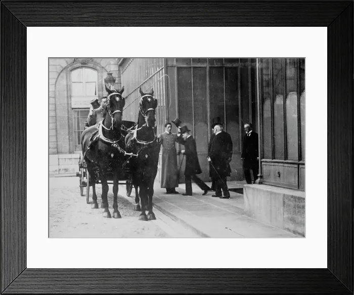 Framed Print : Prince of Wales leaves Elysee Palace, between c1910 and c1915. Creator: Bain News Service Framed Print : Prince of Wales leaves Elysee Palace, between c1910 and c1915. Creator: Bain News Service