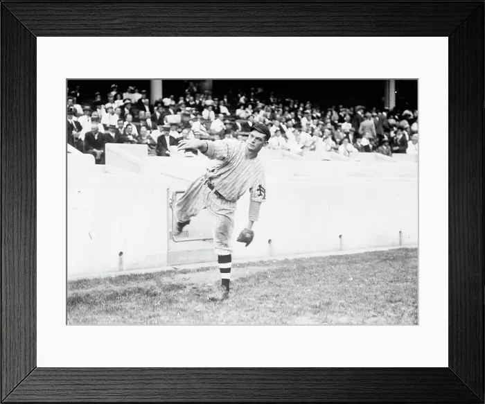 Framed Print : Charles M. Jeff Tesreau, New York NL (baseball), 1912. Creator: Bain News Service Framed Print : Charles M. Jeff Tesreau, New York NL (baseball), 1912. Creator: Bain News Service