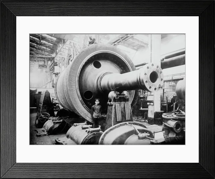 Framed Print : Section of Turbine for VATERLAND, between c1910 and c1915. Creator: Bain News Service Framed Print : Section of Turbine for VATERLAND, between c1910 and c1915. Creator: Bain News Service